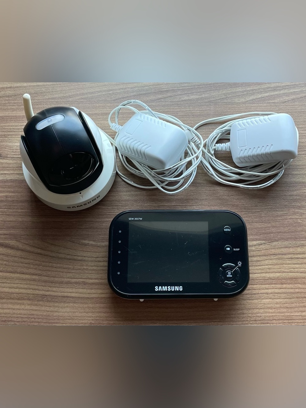 Samsung SEW-3037W Video Baby Monitor System Complete Set